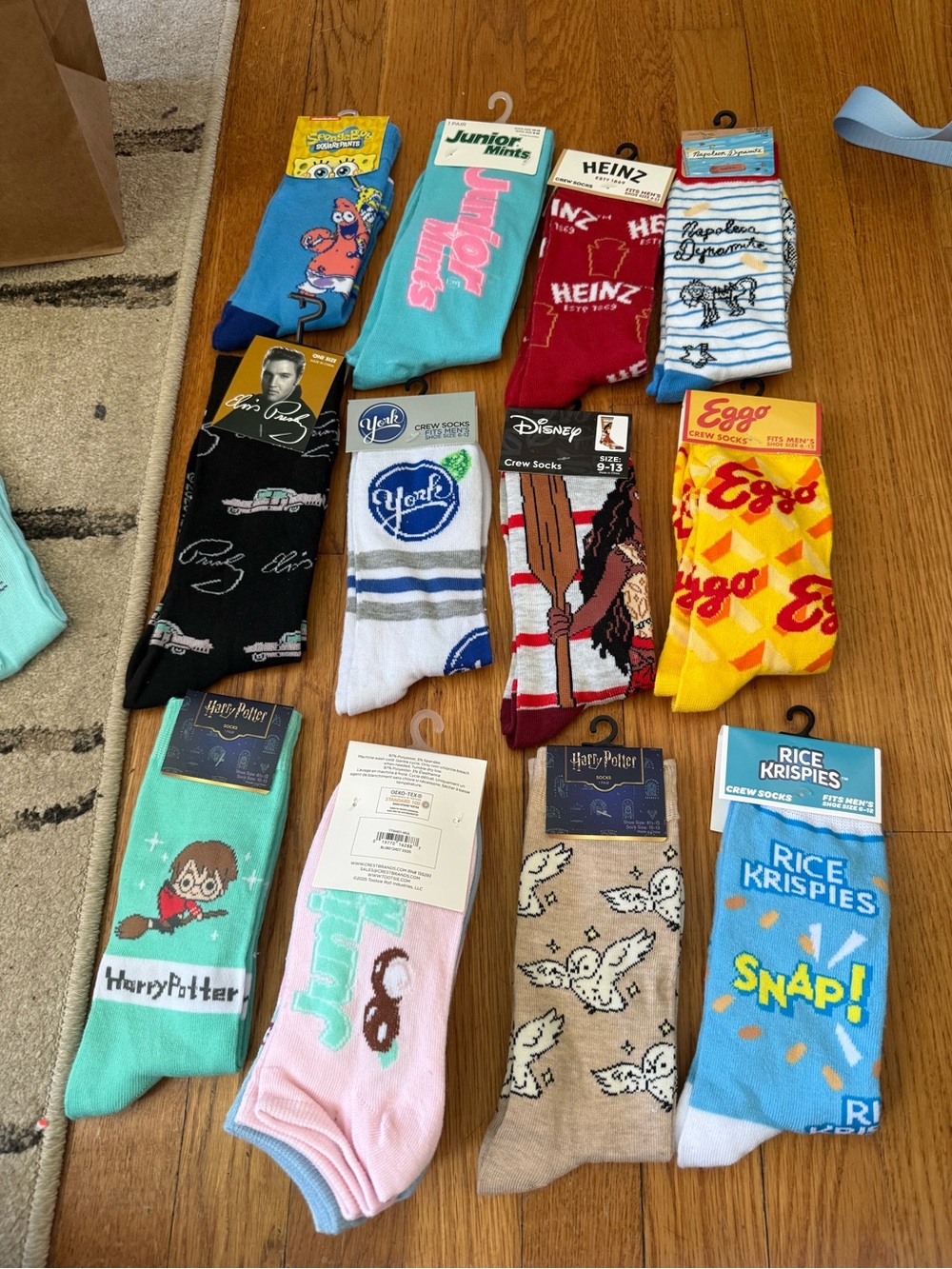 Fun Novelty socks - choose 6